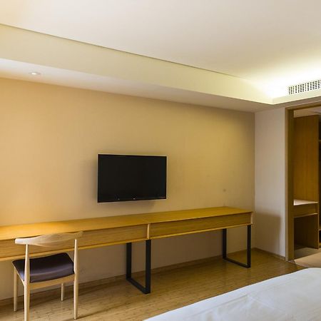 Ji Hotel Changzhou China Dinosaurs Park Εξωτερικό φωτογραφία